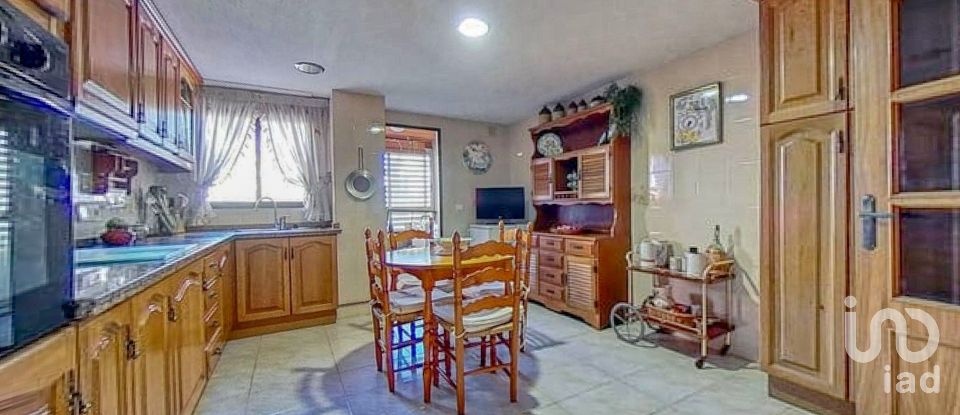 Apartment 5 bedrooms of 194 m² in Castellón de la Plana/Castelló de la Plana (12003)