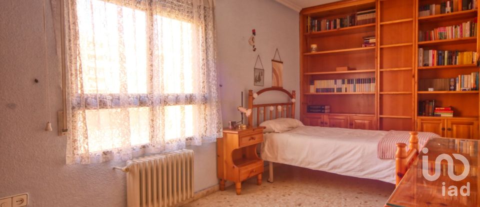 Apartment 5 bedrooms of 194 m² in Castellón de la Plana/Castelló de la Plana (12003)