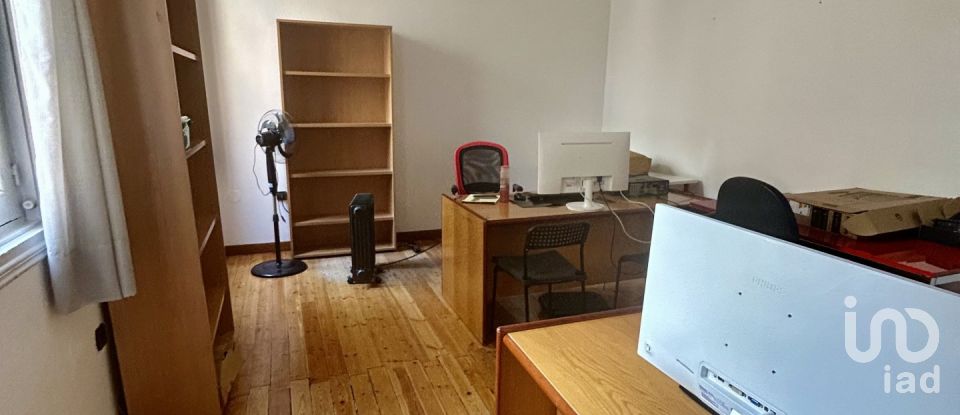 Apartment 0 bedrooms of 260 m² in León (24001)