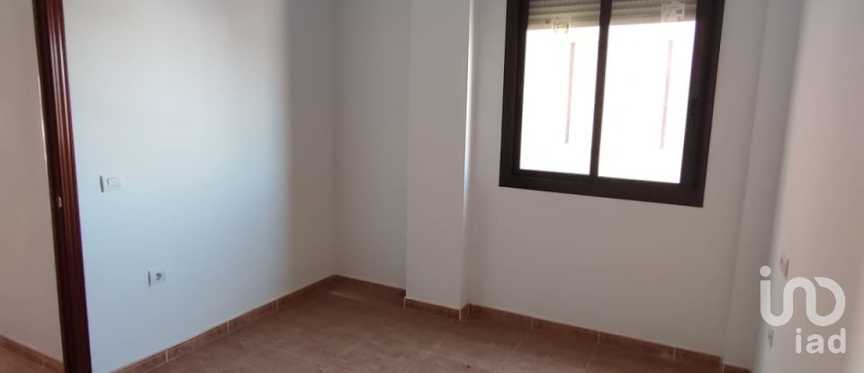 Pis 3 habitacions de 74 m² a Cimanes del Tejar (24272)