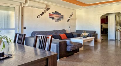 Piso 3 habitaciones de 116 m² en Bigastro (03380)