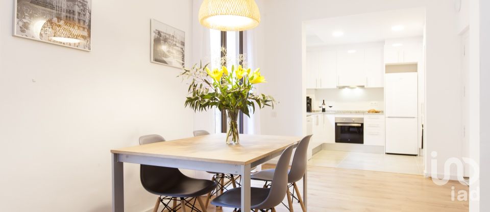 Appartement 2 chambres de 76 m² à Barcelona (08002)