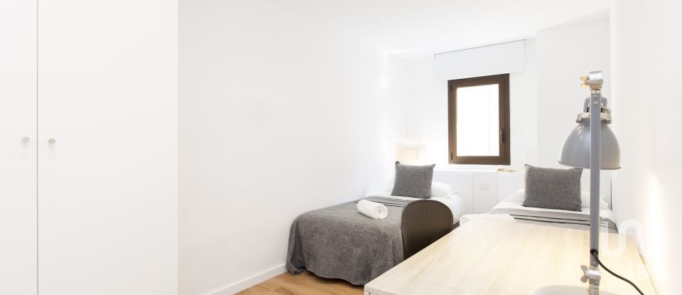 Appartement 2 chambres de 76 m² à Barcelona (08002)