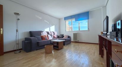 Apartment 3 bedrooms of 110 m² in León (24008)