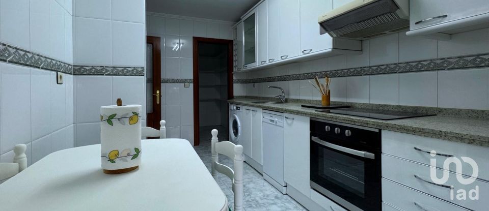 Appartement 3 chambres de 110 m² à León (24008)