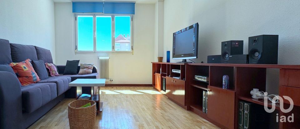 Appartement 3 chambres de 110 m² à León (24008)