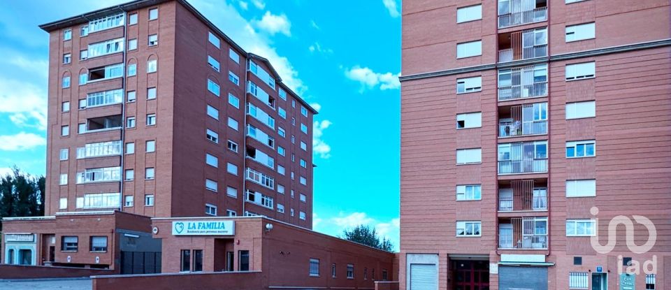Appartement 3 chambres de 110 m² à León (24008)