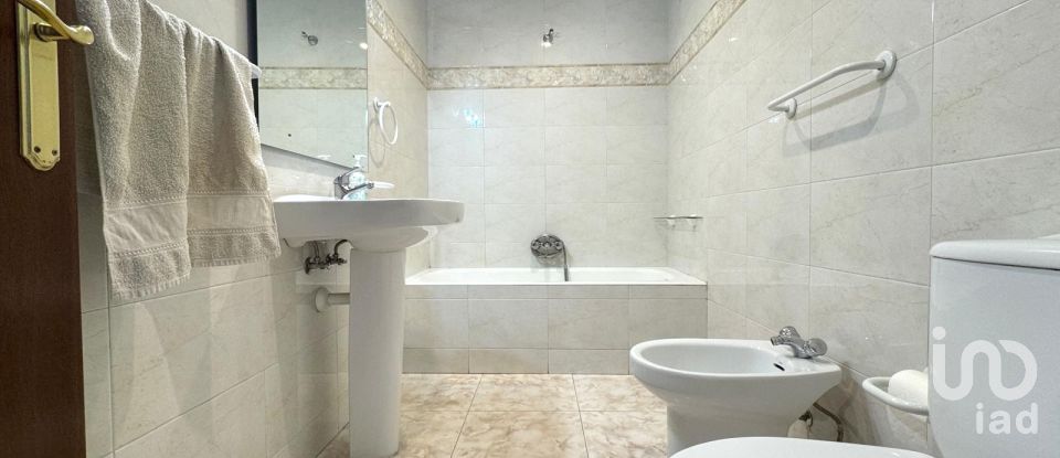 Appartement 3 chambres de 110 m² à León (24008)