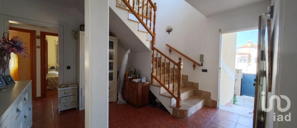 Casa 5 habitaciones de 200 m² en Mont-Roig del Camp (43892)