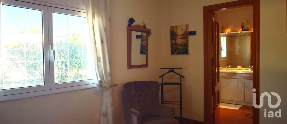 Casa 5 habitaciones de 200 m² en Mont-Roig del Camp (43892)