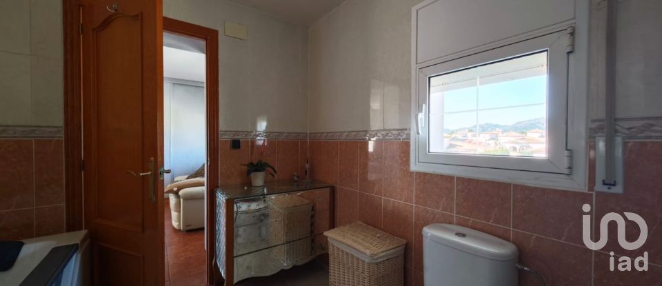 Casa 5 habitaciones de 200 m² en Mont-Roig del Camp (43892)