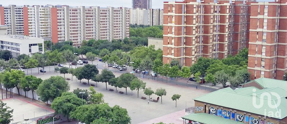 Piso 3 habitaciones de 61 m² en L'Hospitalet de Llobregat (08907)