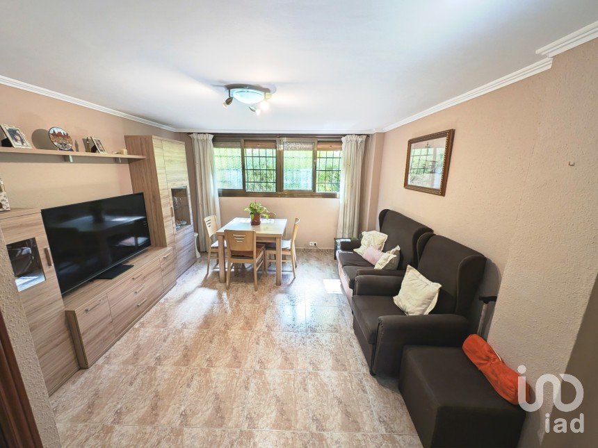 Piso 3 habitaciones de 61 m² en L'Hospitalet de Llobregat (08907)