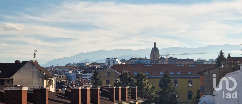 Appartement 1 chambre de 74 m² à Oviedo (33011)
