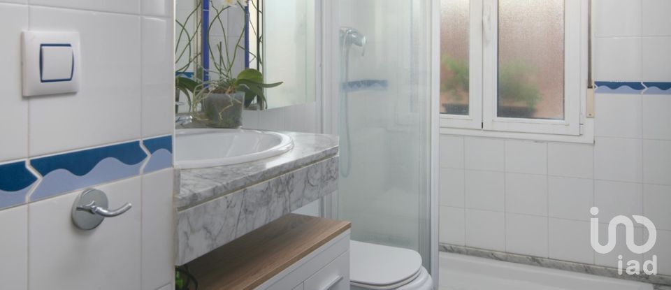 Appartement 1 chambre de 74 m² à Oviedo (33011)