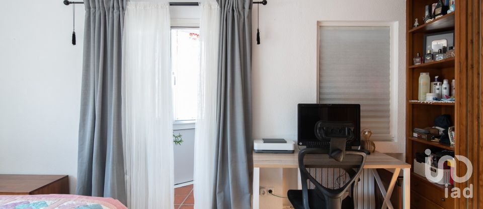 Appartement 1 chambre de 74 m² à Oviedo (33011)