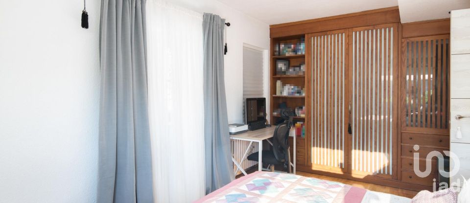 Appartement 1 chambre de 74 m² à Oviedo (33011)