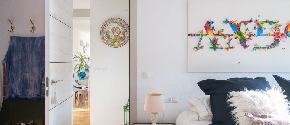 Appartement 1 chambre de 74 m² à Oviedo (33011)