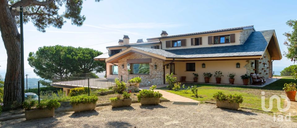 Masia 5 habitaciones de 949 m² en Sant Andreu de Llavaneres (08392)