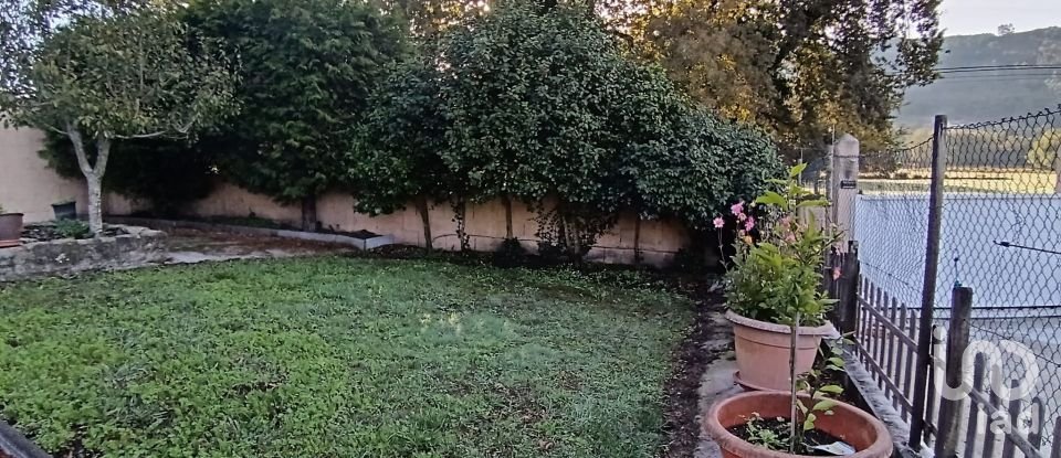 Casa 3 habitaciones de 200 m² en Borela (36858)