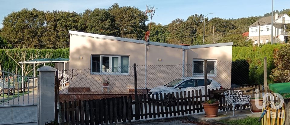 Casa 3 habitaciones de 200 m² en Borela (36858)