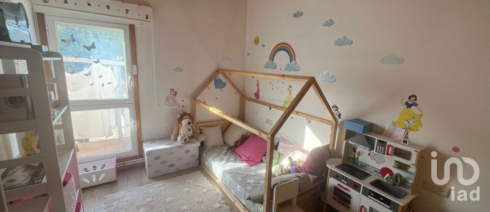 Casa 3 habitaciones de 200 m² en Borela (36858)