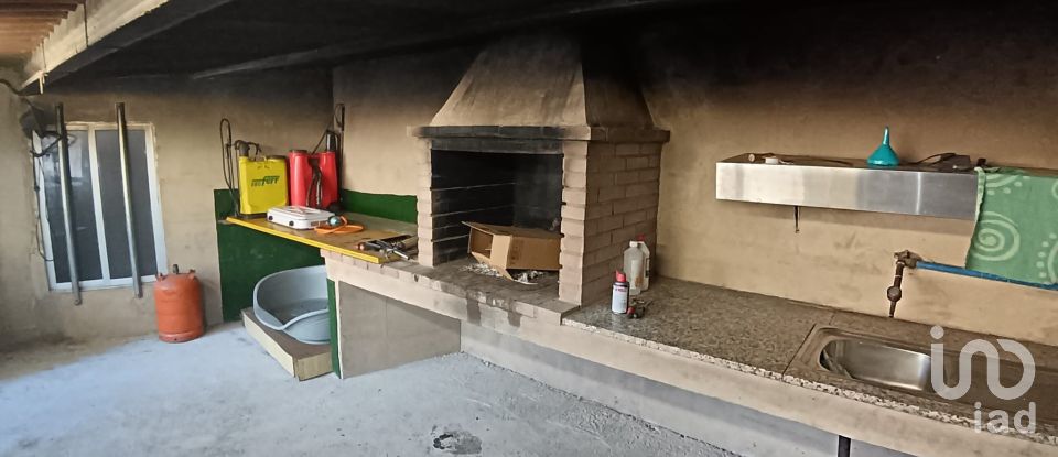 Casa 3 habitaciones de 200 m² en Borela (36858)