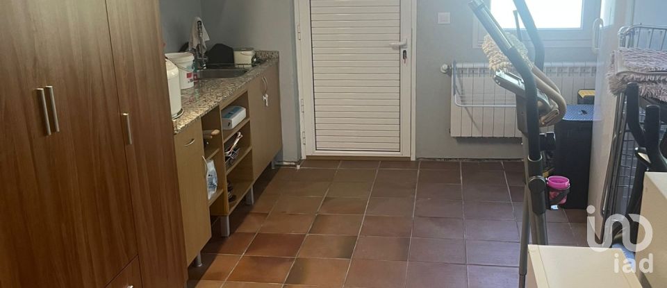 Casa 3 habitaciones de 200 m² en Borela (36858)