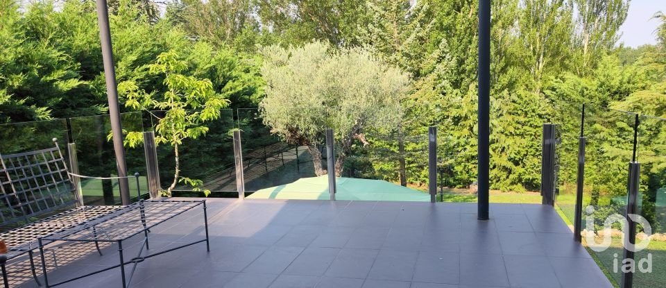 Vivienda unifamiliar  4 habitaciones de 250 m² en Carbajal de La Legua (24196)