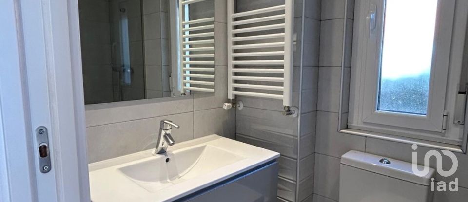 Vivienda unifamiliar  4 habitaciones de 250 m² en Carbajal de La Legua (24196)