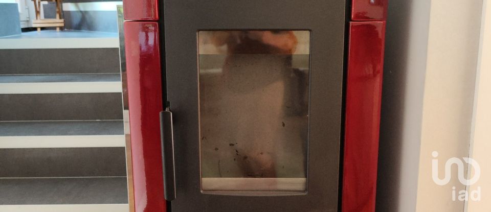 Vivienda unifamiliar  4 habitaciones de 250 m² en Carbajal de La Legua (24196)