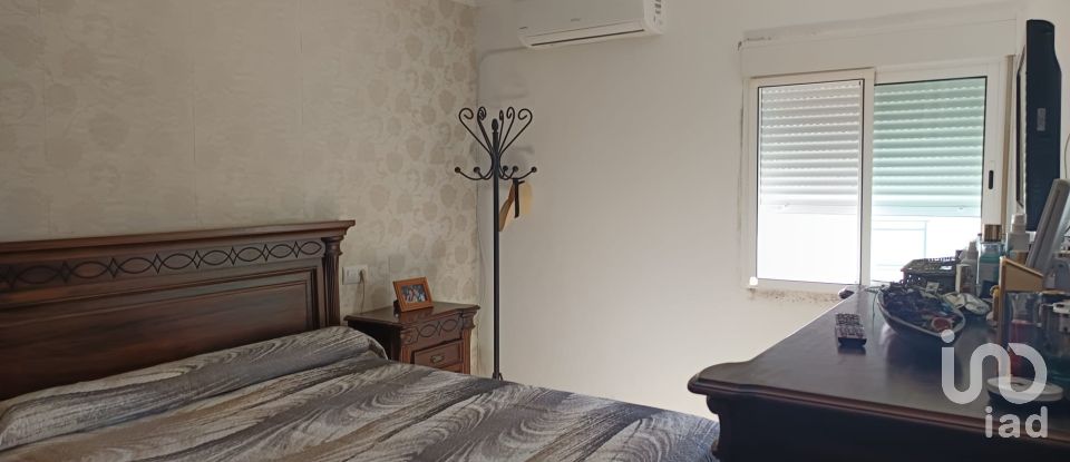 Appartement 3 chambres de 76 m² à Barbate (11160)