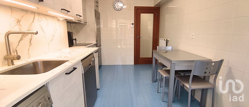 Appartement 3 chambres de 98 m² à Bermeo (48370)