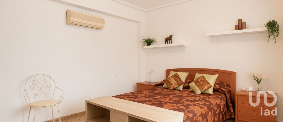 Pis 4 habitacions de 100 m² a Santa Pola (03130)