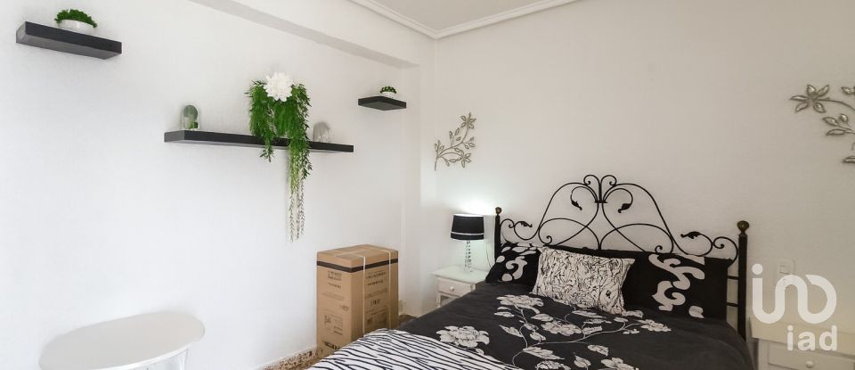 Pis 4 habitacions de 100 m² a Santa Pola (03130)