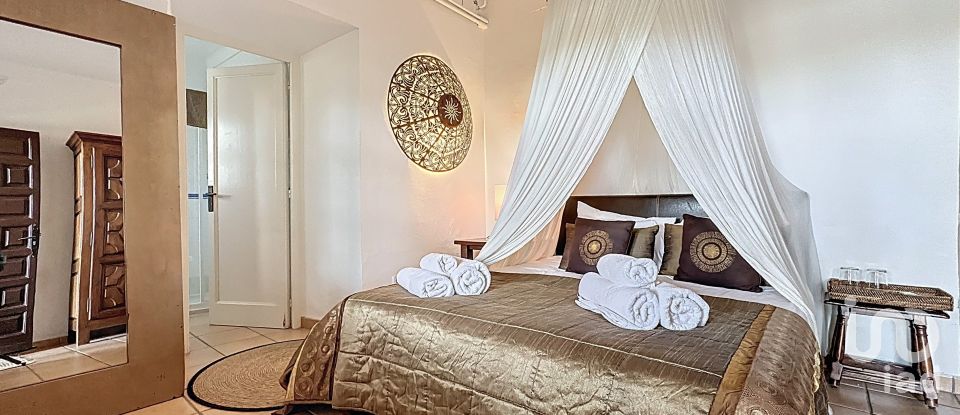 Casa rústica 11 habitaciones de 1.031 m² en Sant Pere de Ribes (08810)