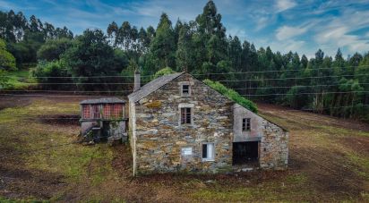Casa rústica 3 habitacions de 110 m² a Naraio (15576)