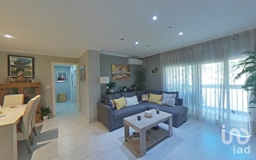 Pis 3 habitacions de 103 m² a Alcalá de Henares (28803)