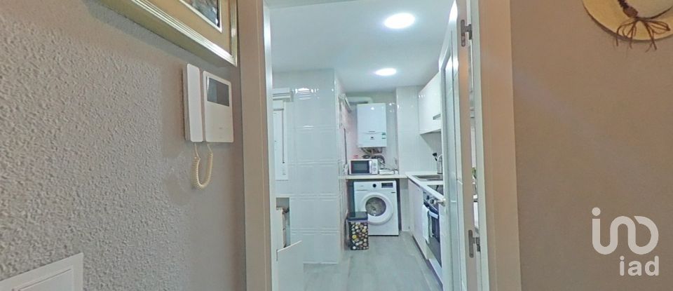 Pis 3 habitacions de 103 m² a Alcalá de Henares (28803)