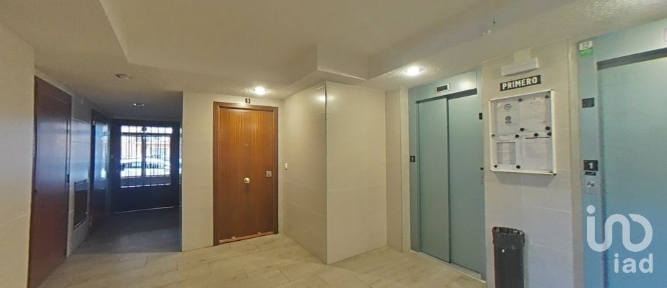 Pis 3 habitacions de 103 m² a Alcalá de Henares (28803)