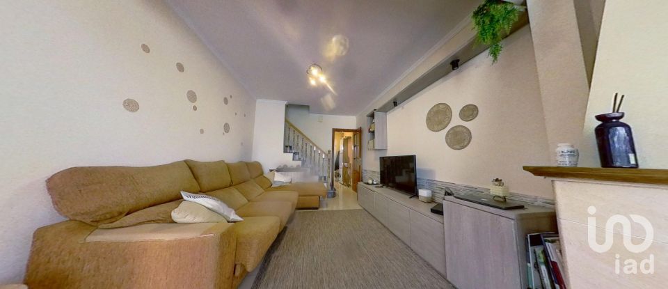 Casa 4 habitaciones de 93 m² en Sabadell (08206)