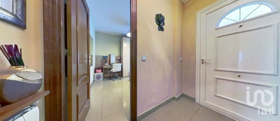 Casa 4 habitaciones de 93 m² en Sabadell (08206)