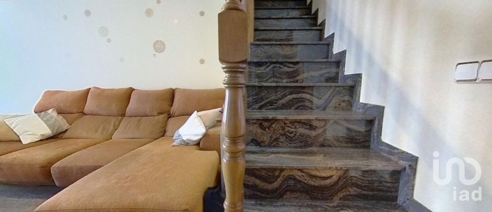 Casa 4 habitaciones de 93 m² en Sabadell (08206)