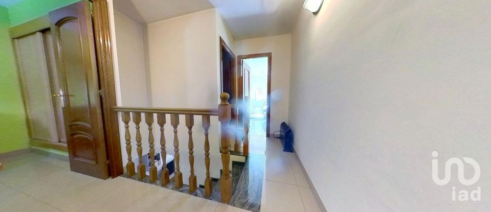 Casa 4 habitaciones de 93 m² en Sabadell (08206)