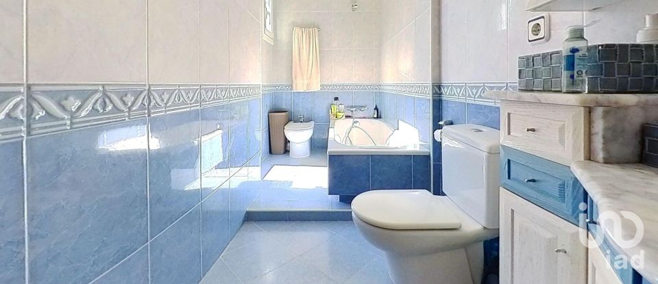 Casa 4 habitaciones de 93 m² en Sabadell (08206)