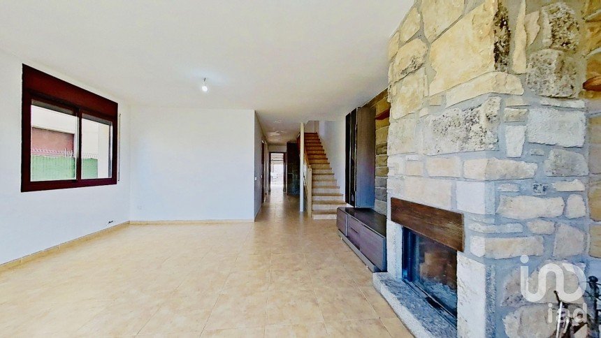 Casa 4 habitaciones de 155 m² en Cervia de Les Garrigues (25460)