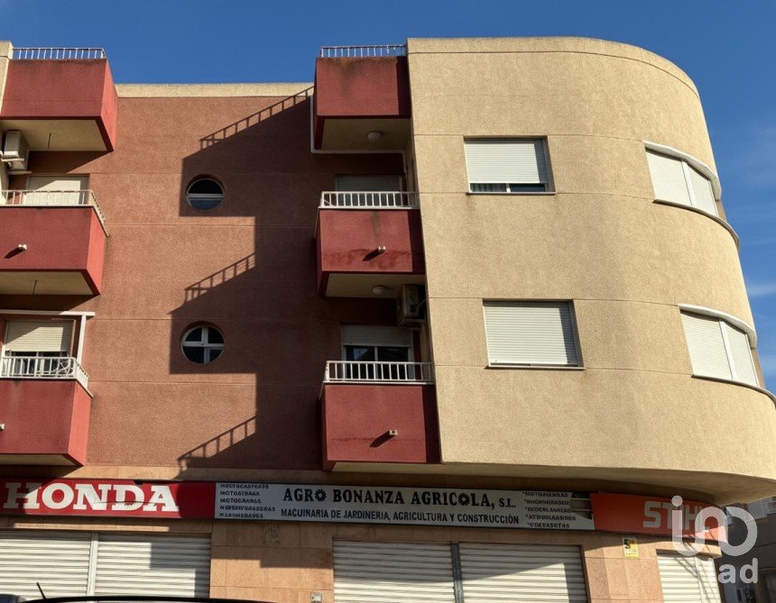 Piso 3 habitaciones de 111 m² en Bonanza (03311)