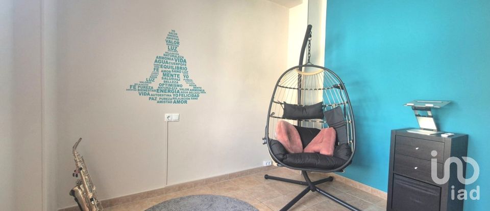 Piso 2 habitaciones de 74 m² en Pego (03780)