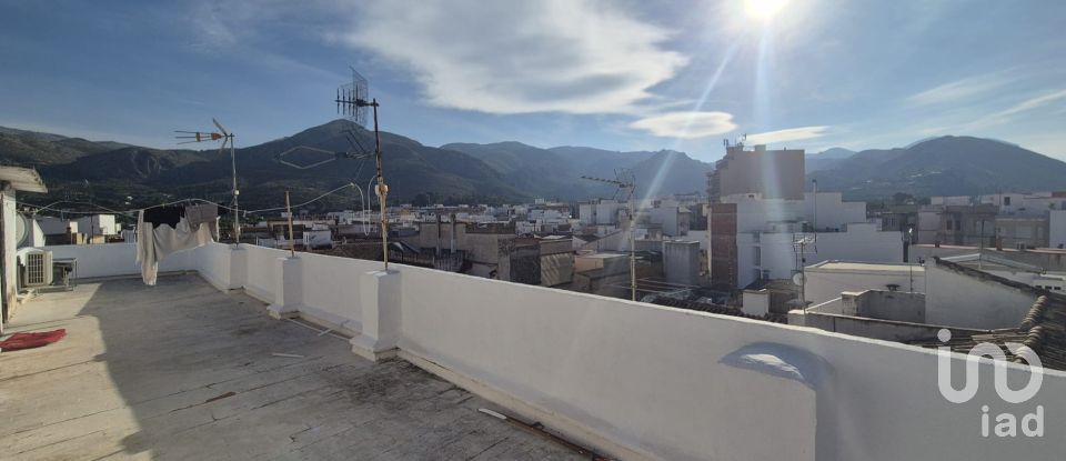 Piso 2 habitaciones de 74 m² en Pego (03780)