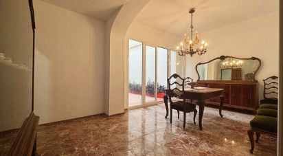 Piso 3 habitaciones de 141 m² en Pego (03780)